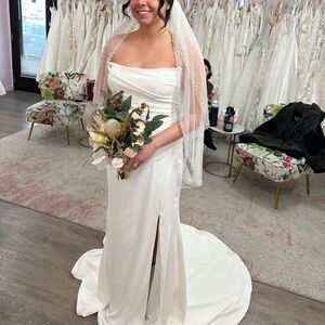 Elegant White Wedding Dress